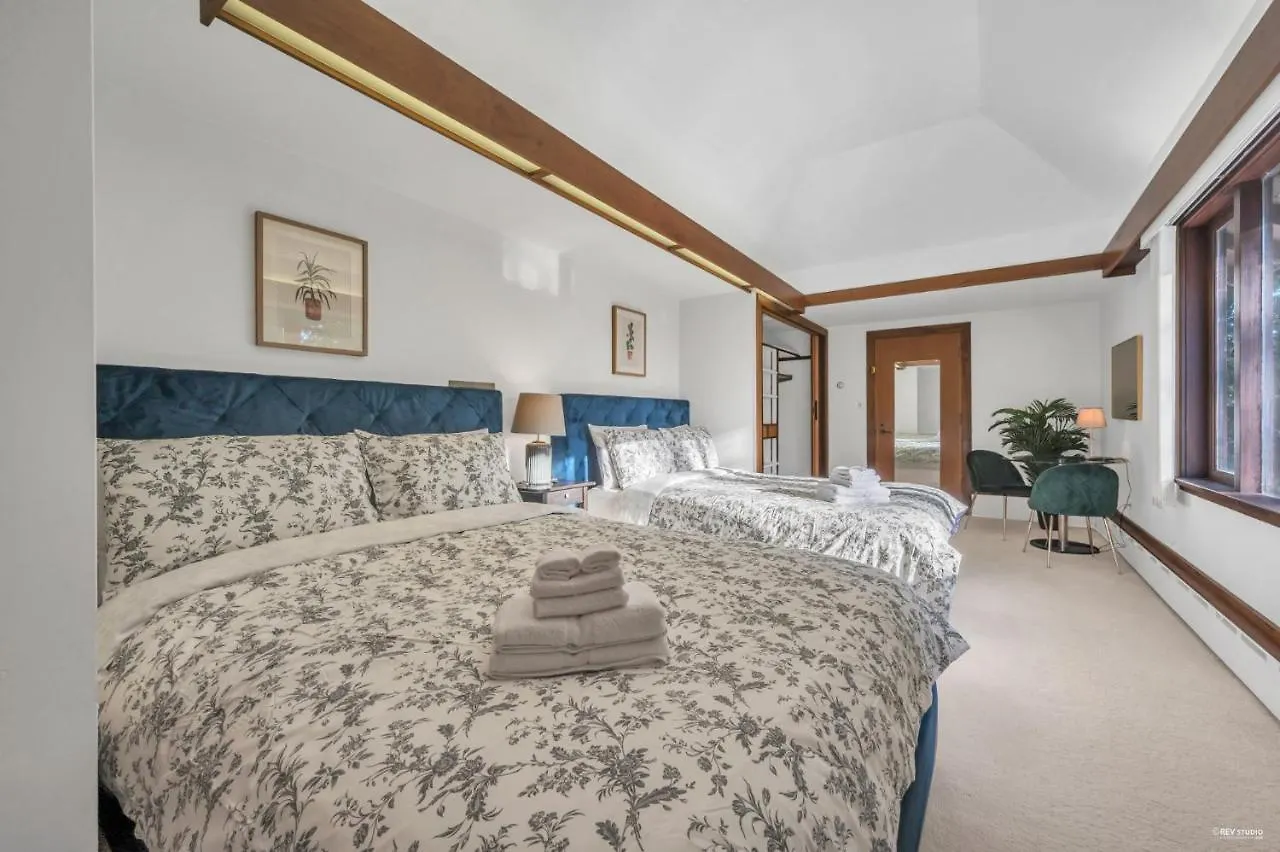 Historic Specious Home In Vancouver West Homestay